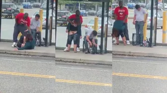 Sexo en una parada de autobús