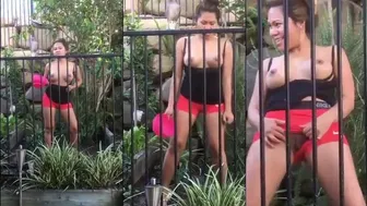Vecina Muestra Coño y Tetas